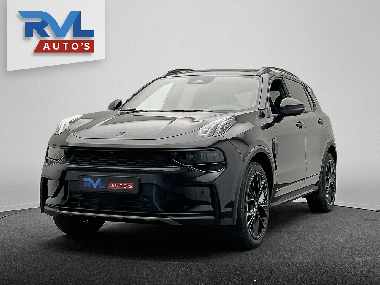 Lynk & Co 01 - 1.5 More Leder| Pano | Stoel+Stuurwielverwarming | Keyless - AutoWereld.nl