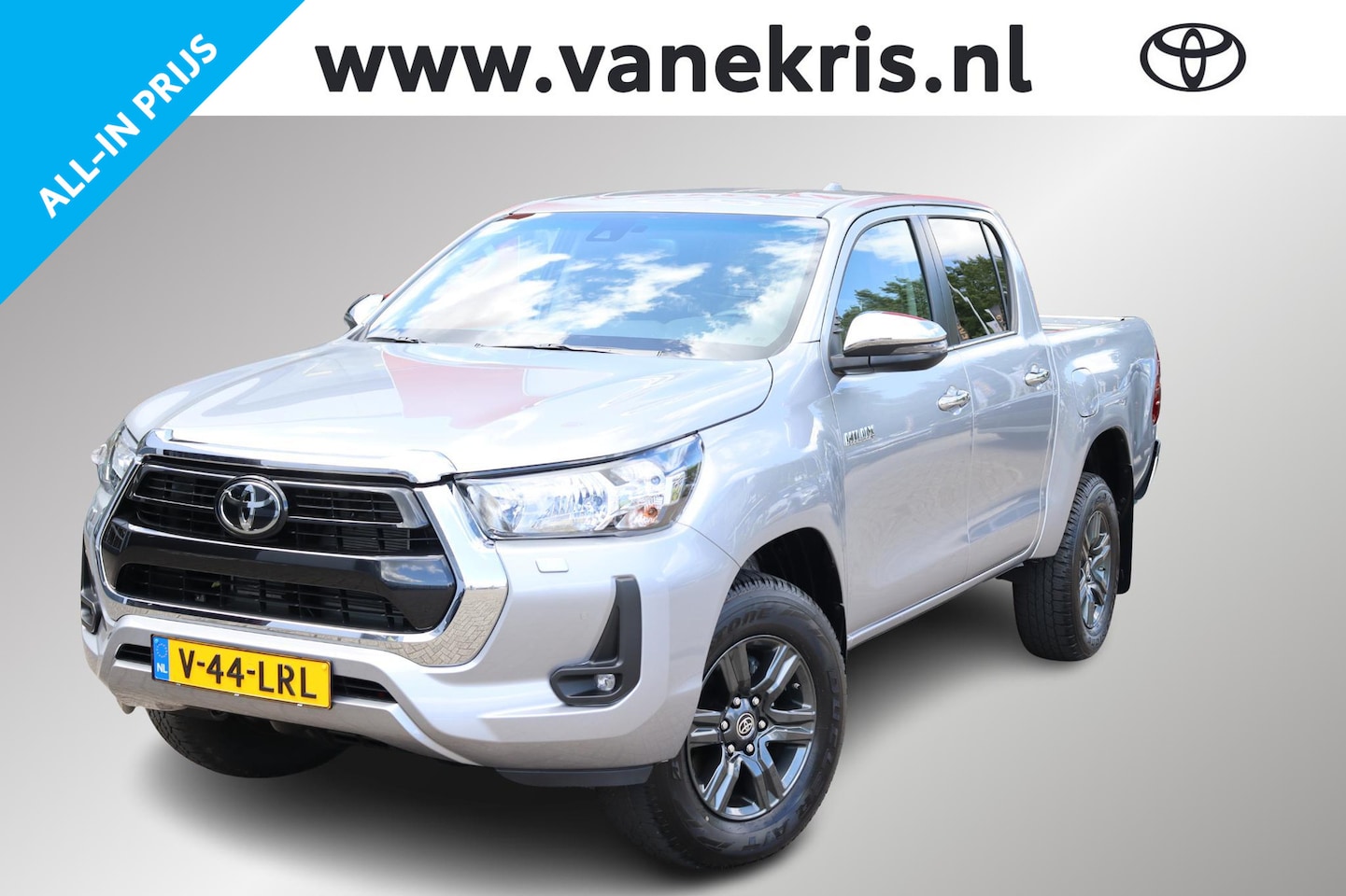 Toyota HiLux - 2.4 D-4D Double Cab Challenger Automaat , Navi, Parkeersensoren - AutoWereld.nl