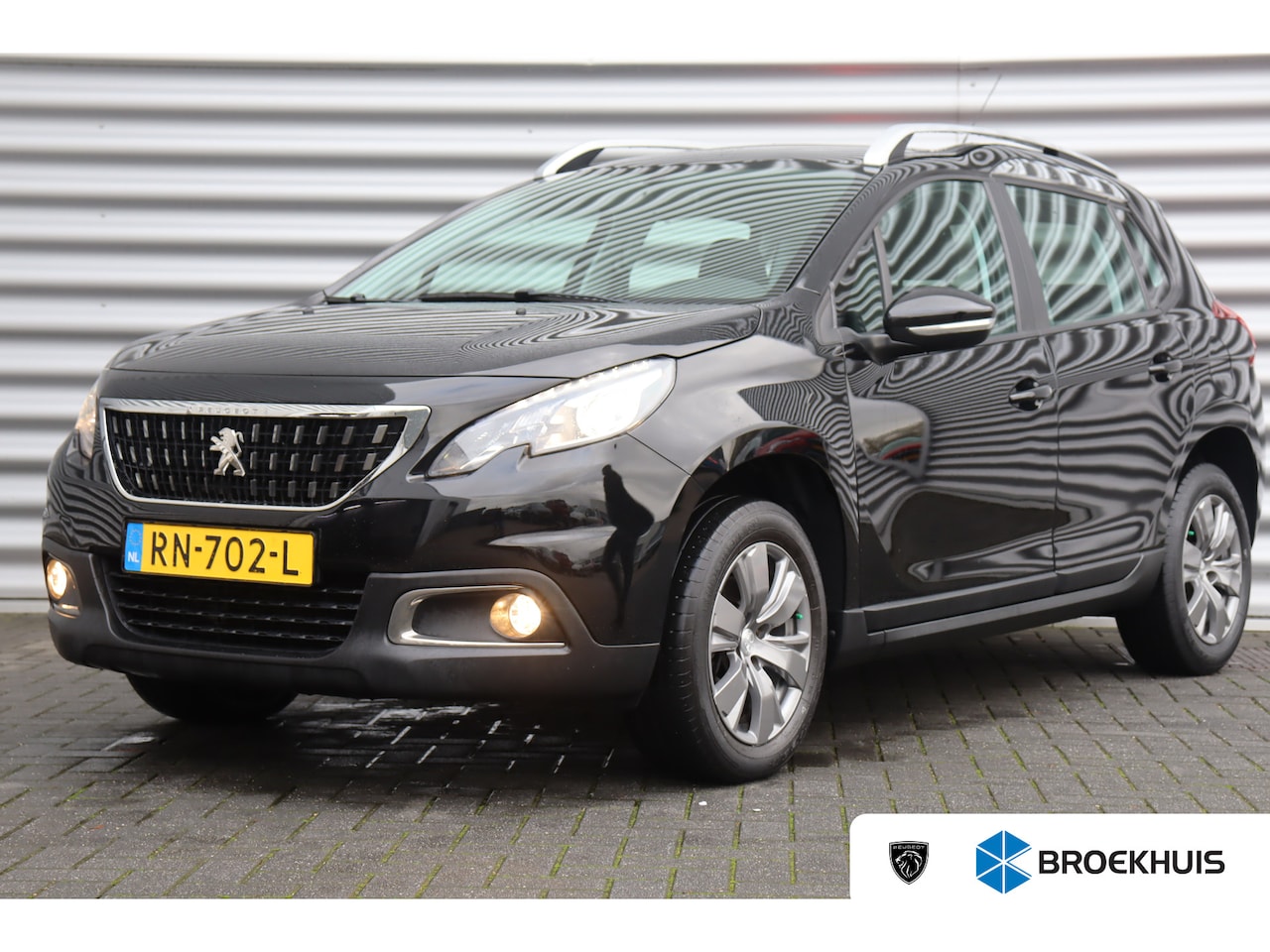Peugeot 2008 - 1.2 PURETECH 110PK BLUE LION / NAVI / AIRCO / LED / PDC / 16" LMV / PANO.DAK / BLUETOOTH / - AutoWereld.nl