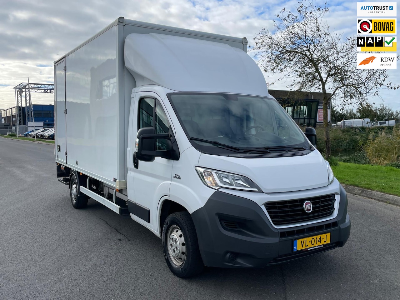 Fiat Ducato - 35 2.3 MultiJet L4H2 35 2.3 MultiJet L4H2, 3-zits, Elekt laadklep, Cruise/Climate control, Navi, Elektr ramen, - AutoWereld.nl