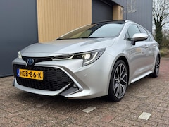 Toyota Corolla Touring Sports - 2.0 Hybrid Executive | ACC | Schuif/Kanteldak | Stoel/Stuurverwarming | JBL | Camera | Car
