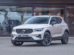 Volvo XC40 - 2.0 B3 ULTIMATE DARK