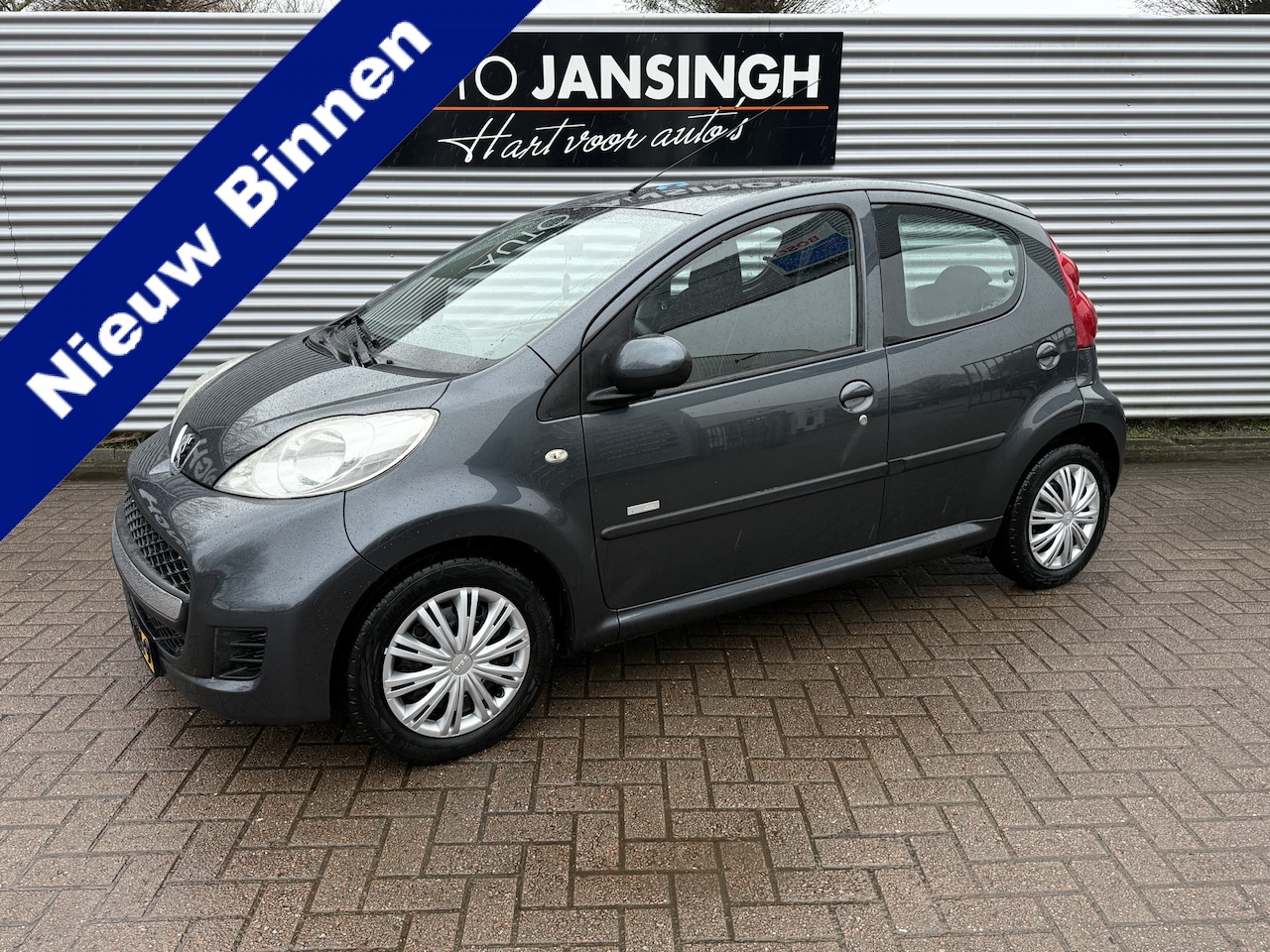 Peugeot 107 - 1.0-12V Millesim 200 | Airco | Radio | Centrale Deurvergrendeling | Elektr. Ramen LEUKE AU - AutoWereld.nl