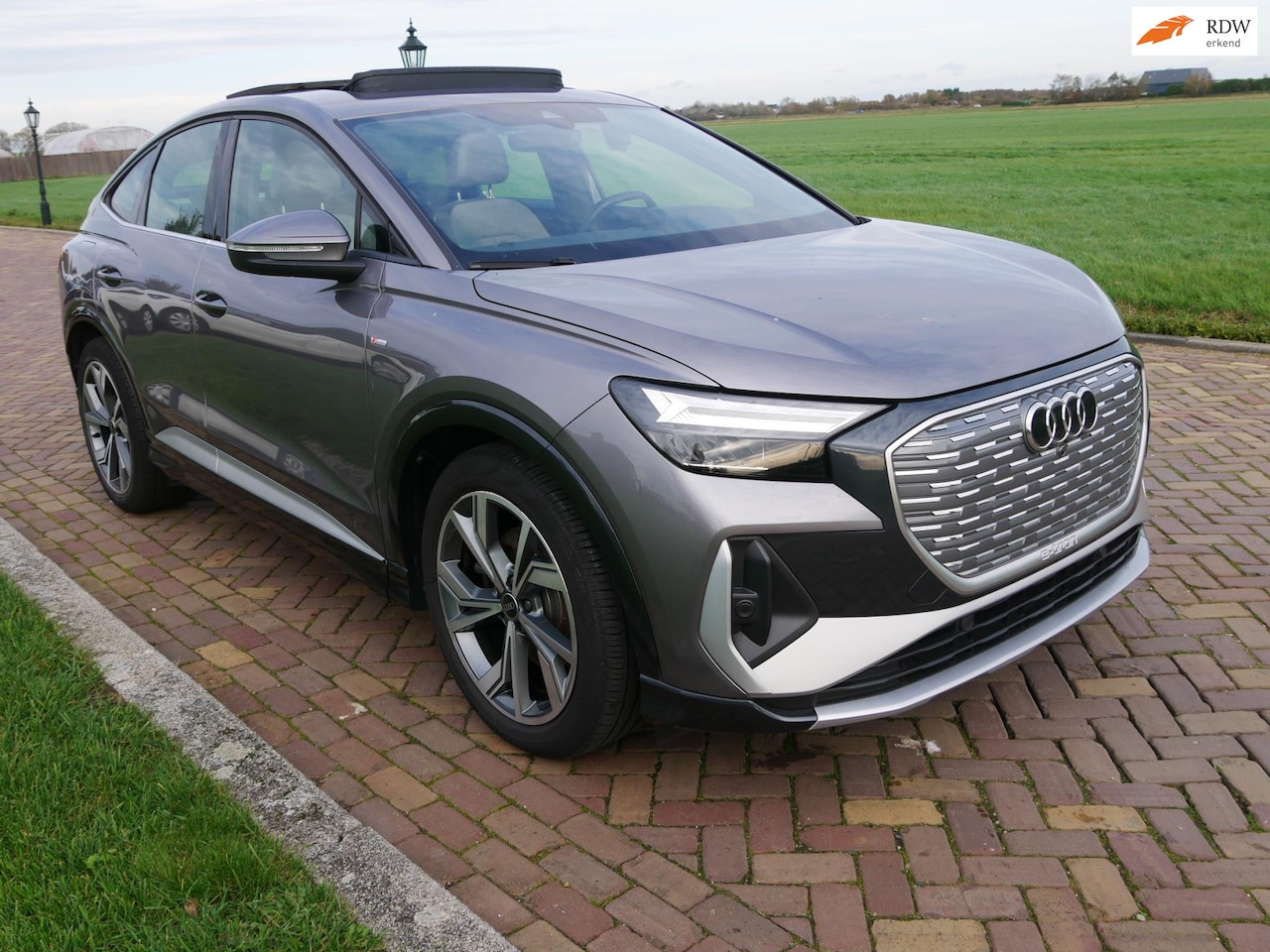 Audi Q4 e-tron - 35 Edition 55 kWh *S-LINE* PANO ** 21999 NETTO *BLACK FRIDAY* - AutoWereld.nl
