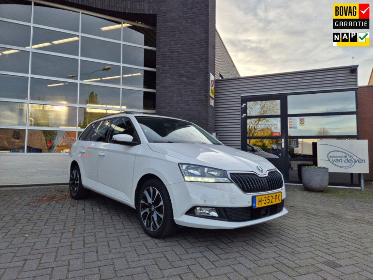 Skoda Fabia Combi - 1.0 TSI Business Edition 1.0 TSI Business Edition - AutoWereld.nl