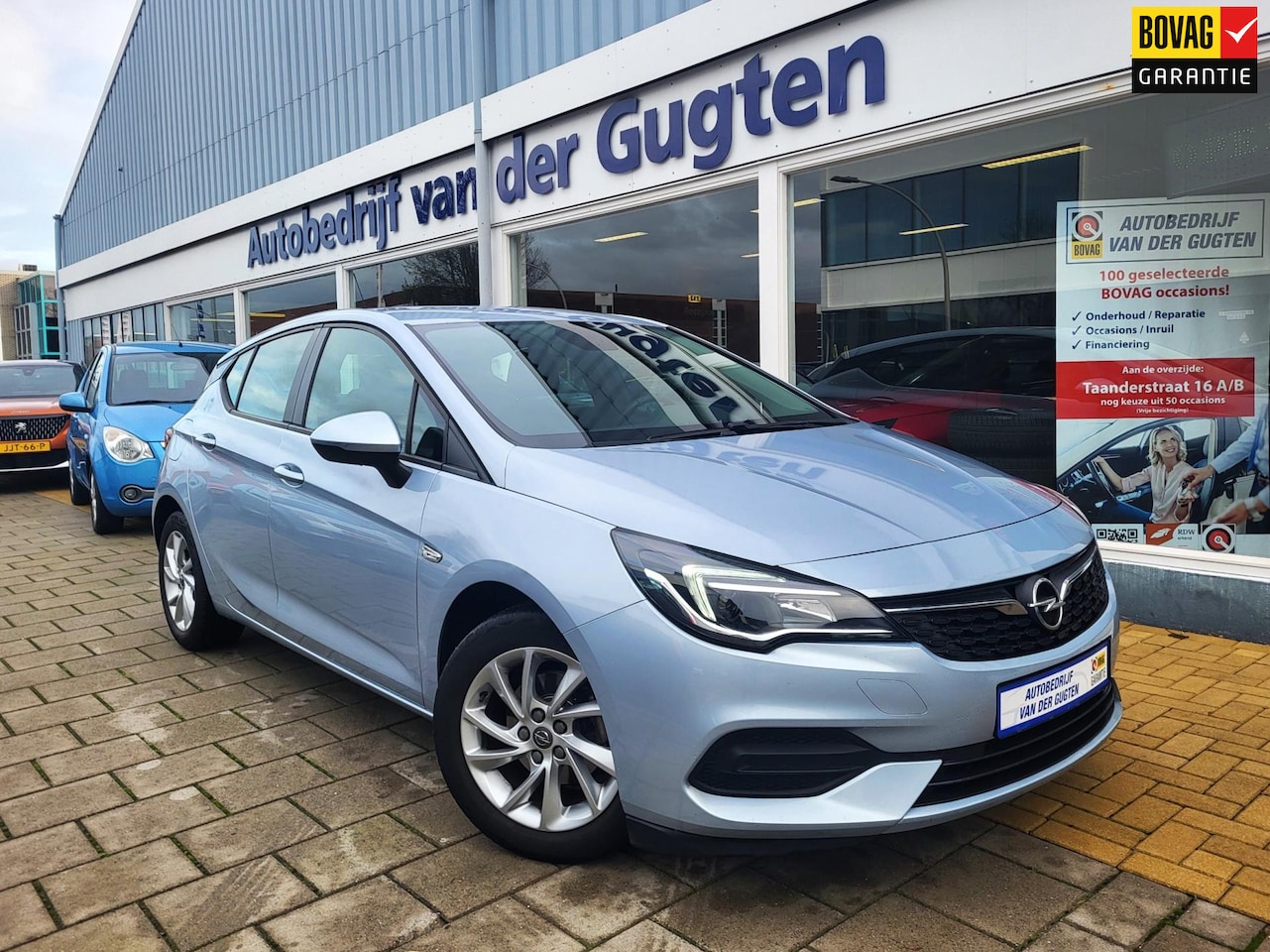 Opel Astra - 1.2 Edition / Airco / Parkeersensoren achter / - AutoWereld.nl