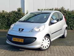 Peugeot 107 - 1.0 12V 68PK 3D XR Airco