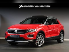 Volkswagen T-Roc - 2.0 TSI 4Motion Sport DSG Automaat Panoramadak Beats Winter Pakket Keyless