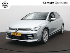 Volkswagen Golf - 1.5 TSI Oranje Edition Adaptive cruise / App-Connect / Achteruitrijcamera