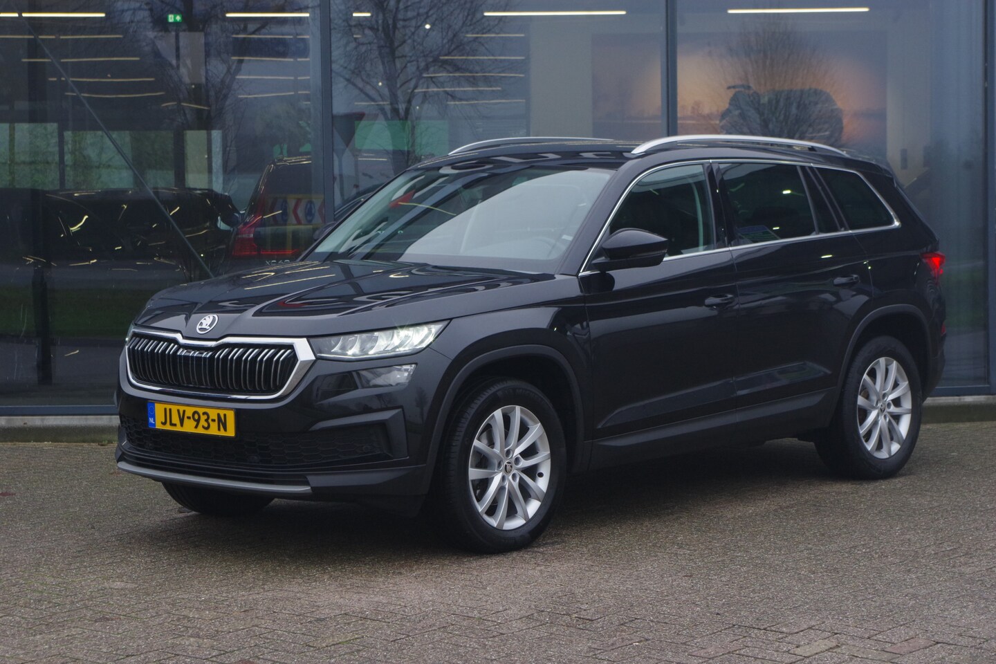 Skoda Kodiaq - 1.5 TSI 150 PK Automaat Business Edition Plus, Leder, Canton Sound, Camera, 4 x Stoelverwa - AutoWereld.nl