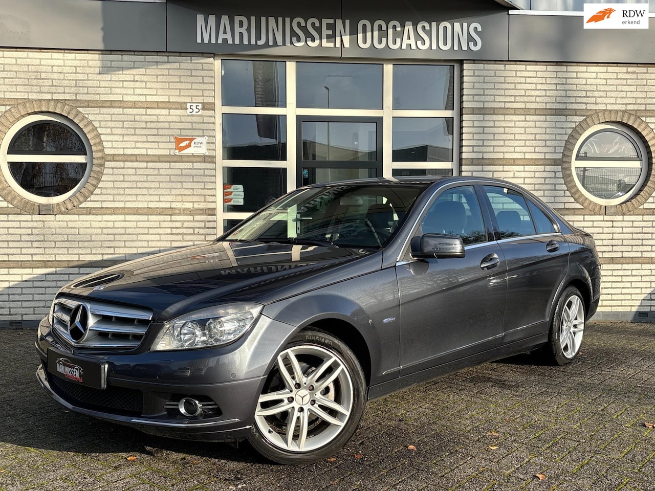 Mercedes-Benz C-klasse - 180 CGI BlueEFF Avantgarde |PDC,Stoelvw| - AutoWereld.nl