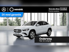 Mercedes-Benz GLA-Klasse - 250 e Luxury Line | Trekhaak | Winter pakket | Elektrische achterklep |
