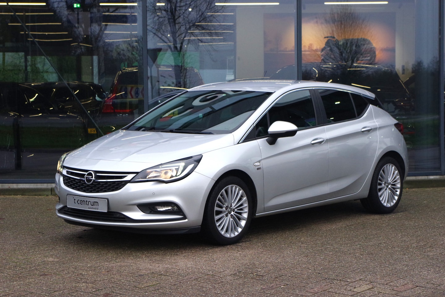 Opel Astra - 1.0 Turbo 120 Jaar Edition 1.0 Turbo 105 PK 120 Jaar Edition, Climate Control, Navigatie - AutoWereld.nl