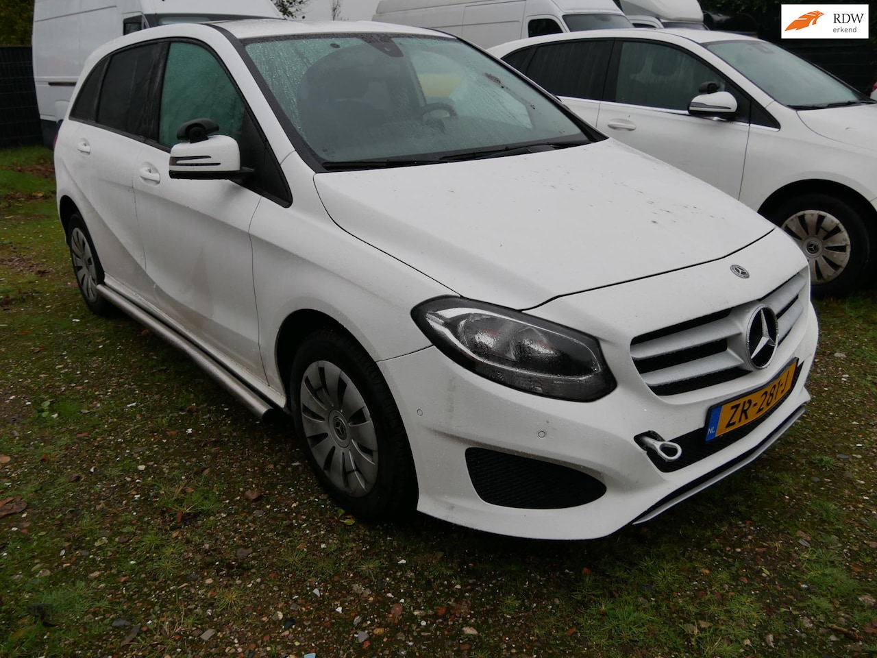 Mercedes-Benz B-klasse - 220 d Ambition AUT AC >> ENGINE DEFECT << **EX-POLITIE** ** MARGE CAR - AutoWereld.nl
