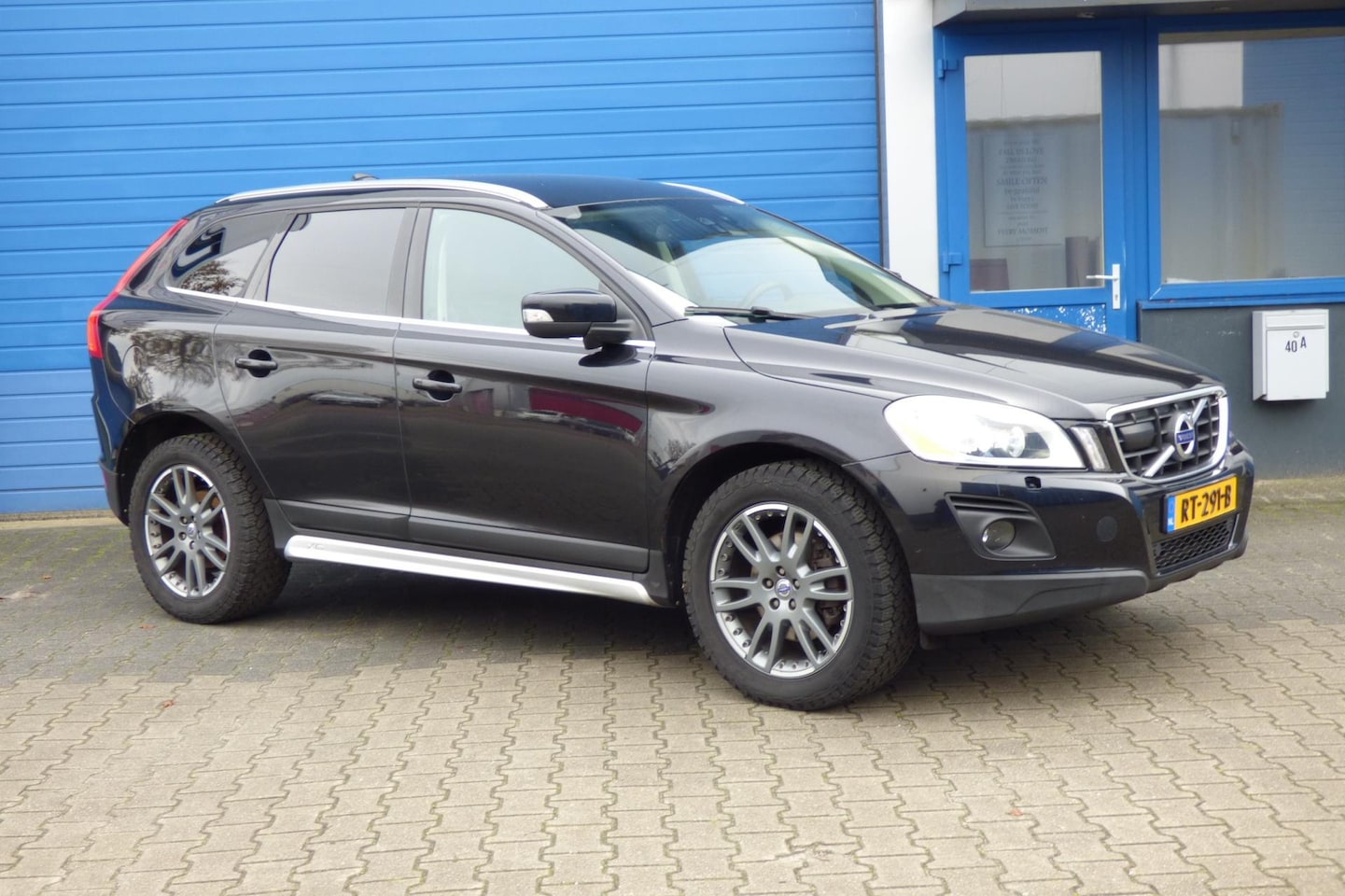 Volvo XC60 - 2.4D AWD Summum (alleen handel/Export!!) - AutoWereld.nl