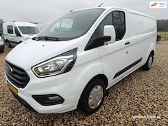 Ford Transit Custom - 300 2.0 TDCI L2H1 Euro 6 , Camera , navi , apk okt 2026 , Distributie vervangen , nette bu