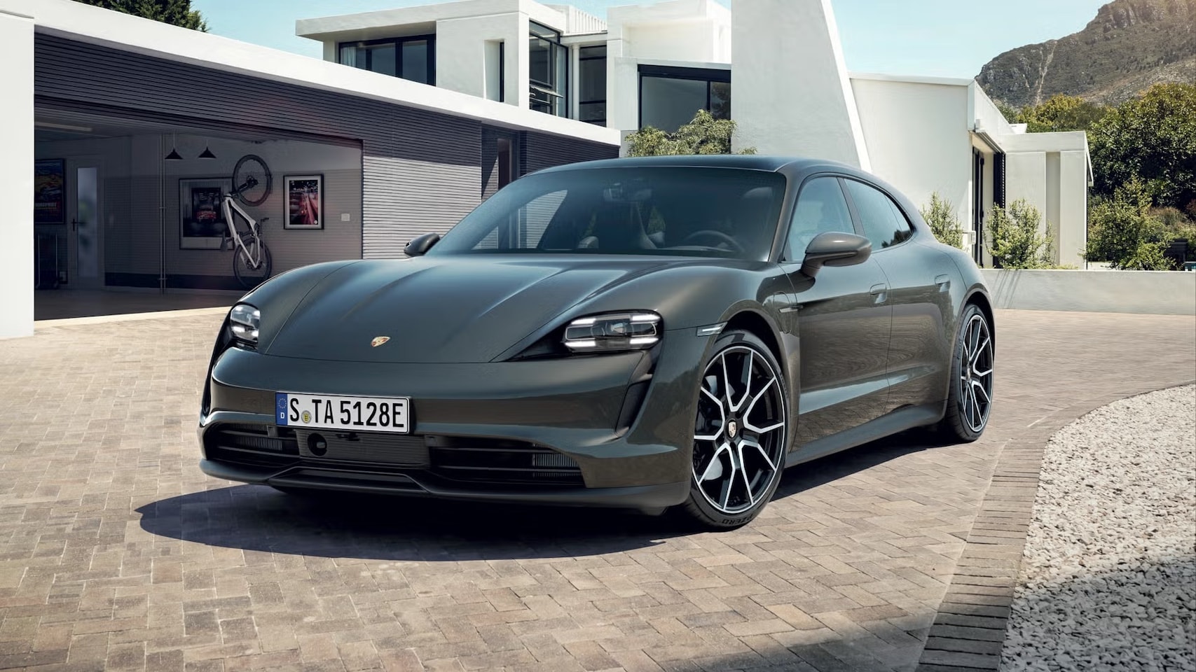 Porsche Taycan Sport Turismo - AutoWereld.nl