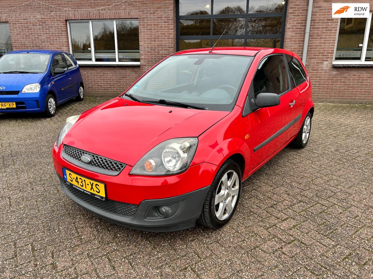 Ford Fiesta - 1.3-8V Cool & Sound // APK 27-5-2026 // Airco - AutoWereld.nl