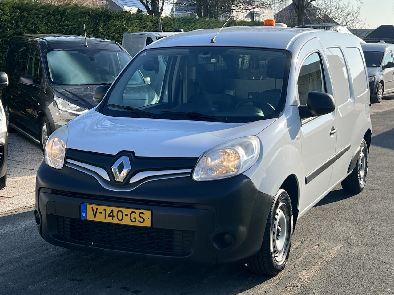 Renault Kangoo - 1.5 dCi 90 Energy Comfort Maxi Complete bedrijfswageninrichting! - AutoWereld.nl