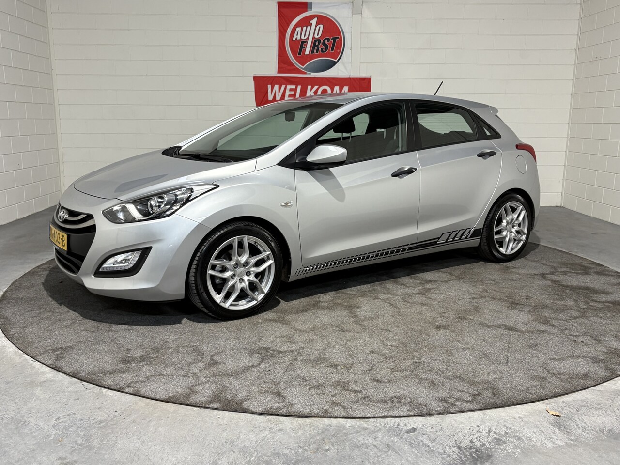 Hyundai i30 - 1.6 GDI i-Drive Cool Plus 1.6 GDI i-Drive Cool Plus, NL auto, Unieke km stand, Airco, Isofix, Lichtmetaal, Led verli - AutoWereld.nl
