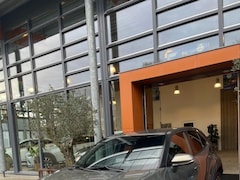 Toyota Yaris - 1.5 HYBRID FIRST ED