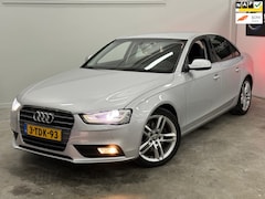 Audi A4 Limousine - 1.8 TFSIe Edition / MULTIMEDIA-NAVI / DEALER ONDERHOUDEN / SUPER NETJES