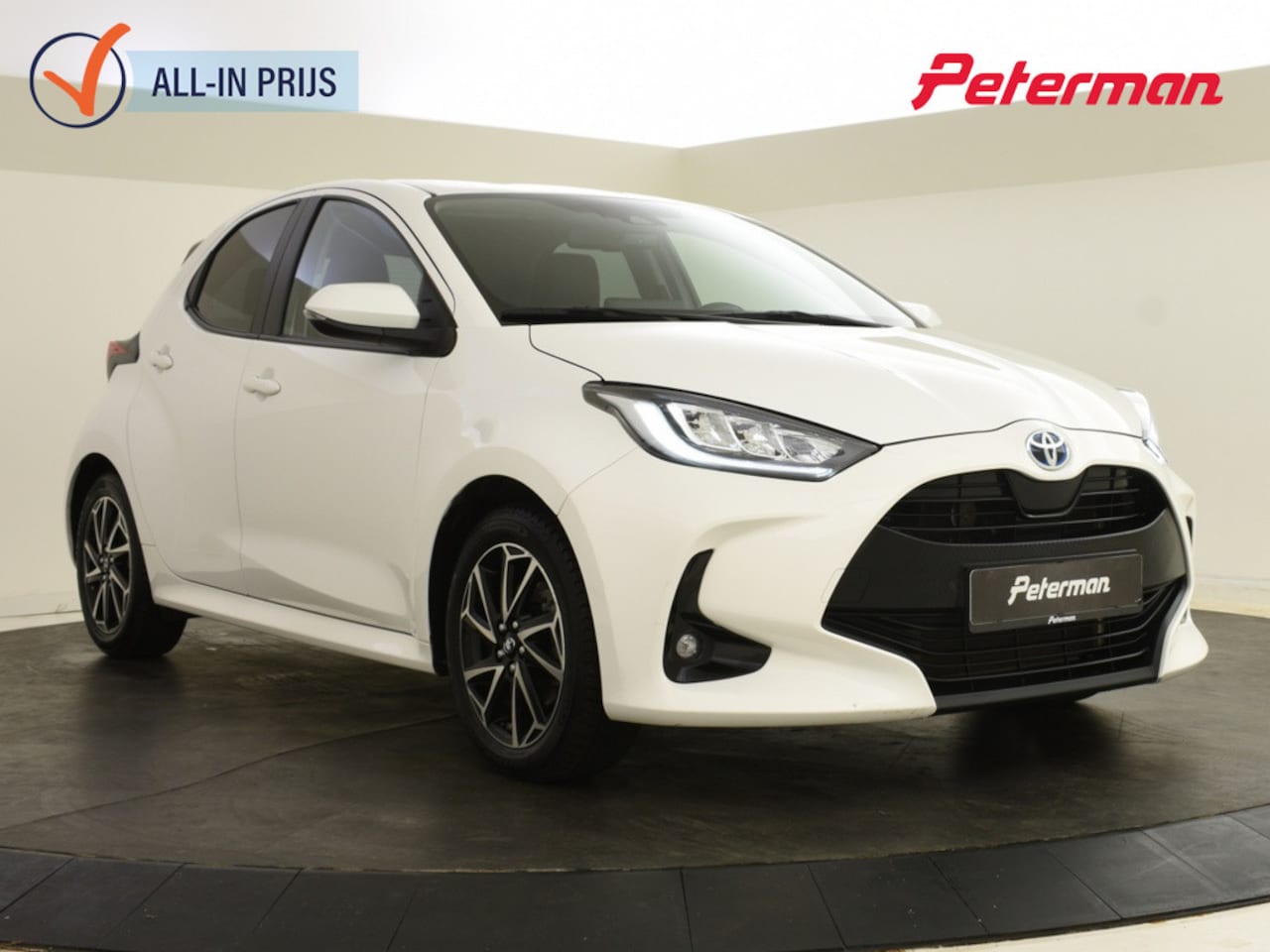 Toyota Yaris - 1.5 Hybrid Dynamic | Stoelverwarming | Carplay - AutoWereld.nl