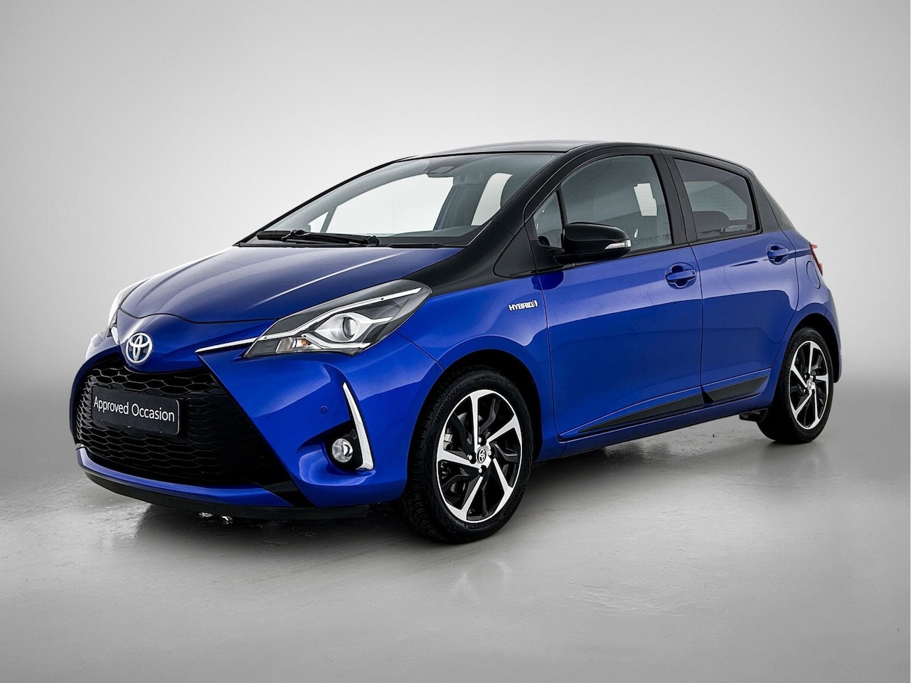 Toyota Yaris - 1.5 Hybrid Bi-Tone Plus | Keyless entry - AutoWereld.nl