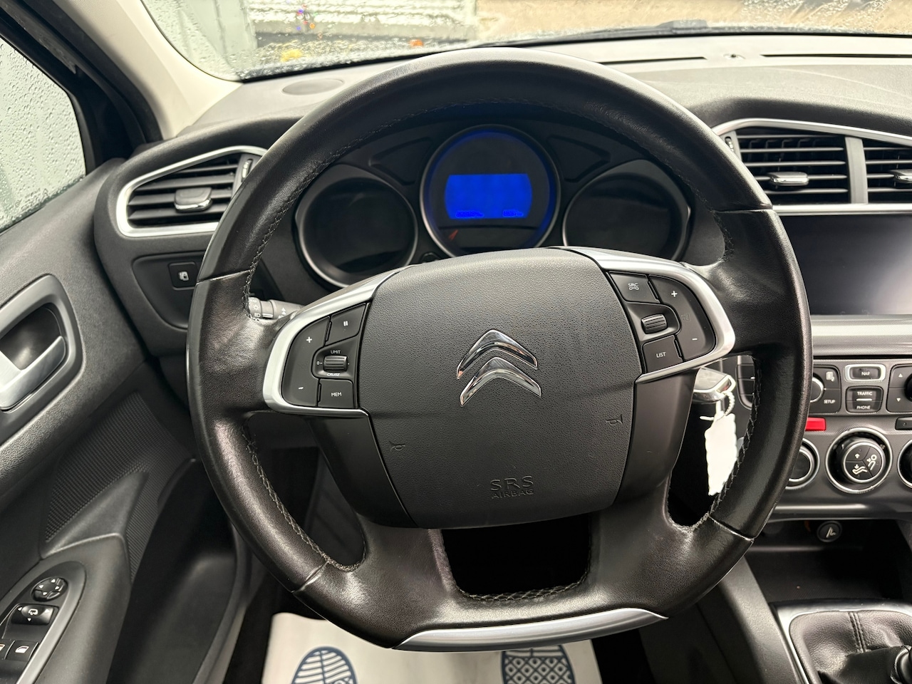 Citroën C4 - 1.2 PureTech Exclusive NAP//CRUISE//CLIMA//NAVI//^6BAK//TREKHAAK