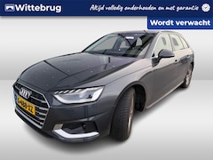 Audi A4 Avant - 35 TFSI Launch edition Business / Digitaal dashboard / Navigatie / Parkeersensoren achter