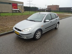 Ford Focus - 1.6-16V Futura