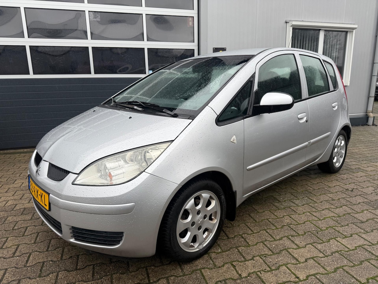 Mitsubishi Colt - 1.3 Invite 5-Deurs 2005 Nieuwe APK 133.000 KM - AutoWereld.nl