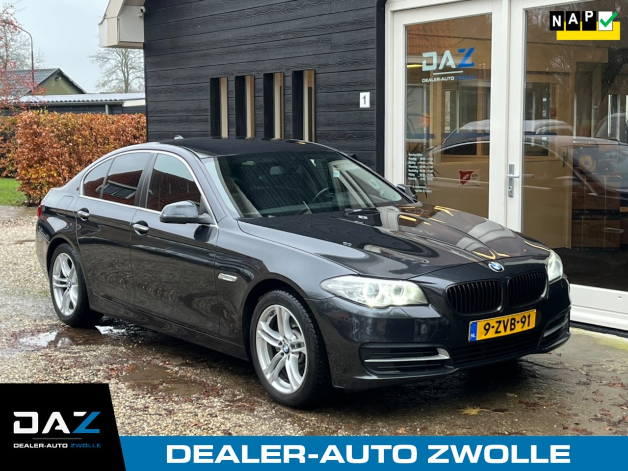 BMW 5-serie - 520i High Executive Aut/Ecc/Leer/Navi/Lm - AutoWereld.nl