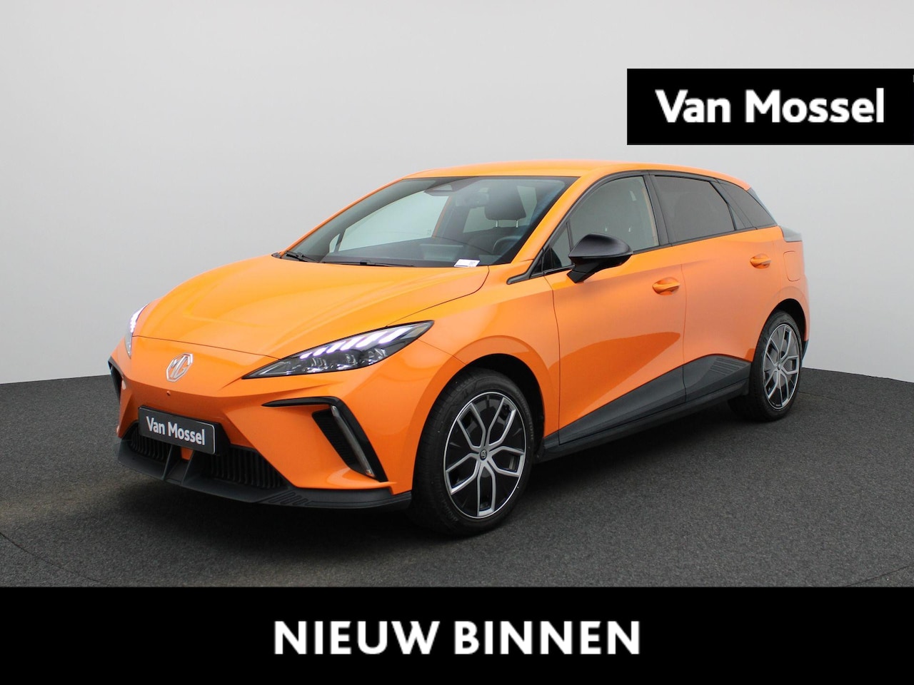 MG 4 - MG4 64 kWh Luxury - AutoWereld.nl