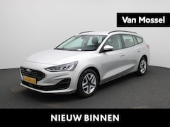 Ford Focus Wagon - 1.0 EcoBoost Hybrid Connected | parkeer sensoren | Navigatie | Airco | Cruise control | DA