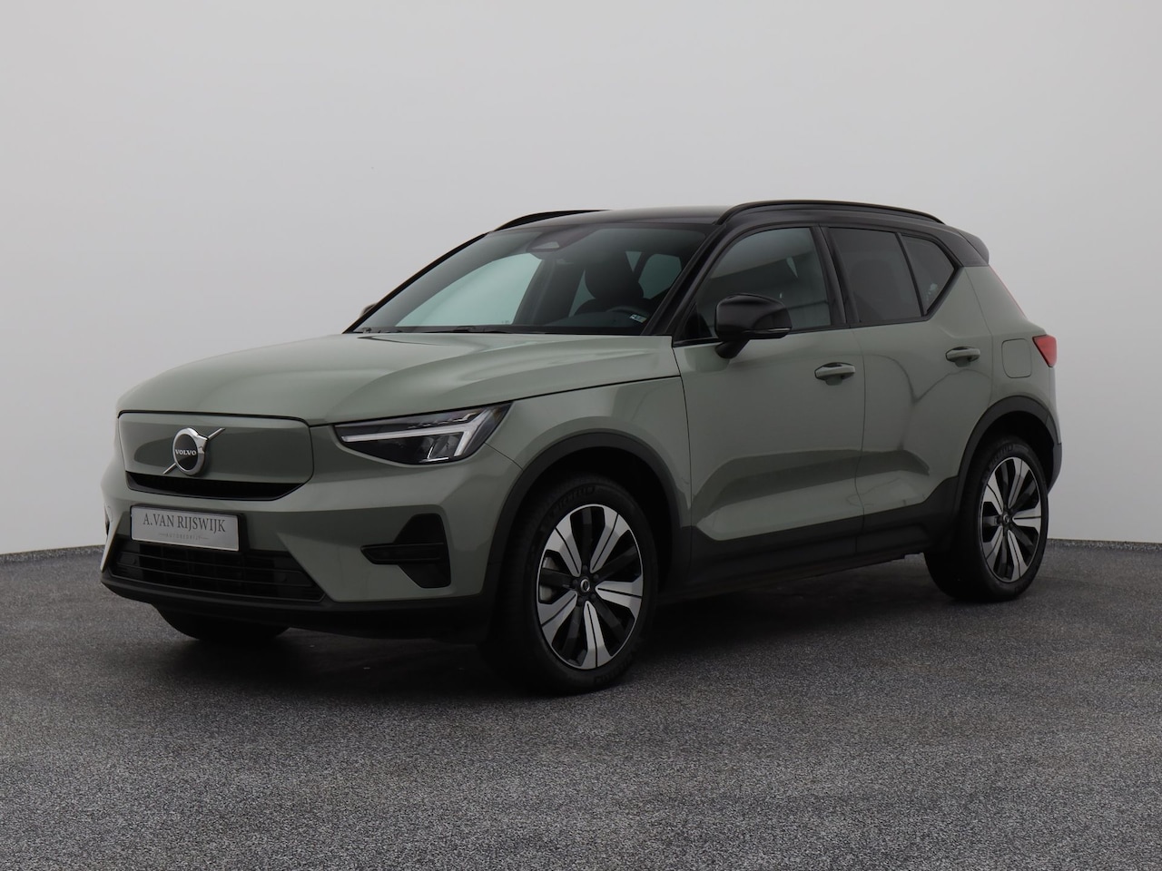 Volvo XC40 - Recharge Core | CAMERA | STOEL- EN STUURVERW. - AutoWereld.nl