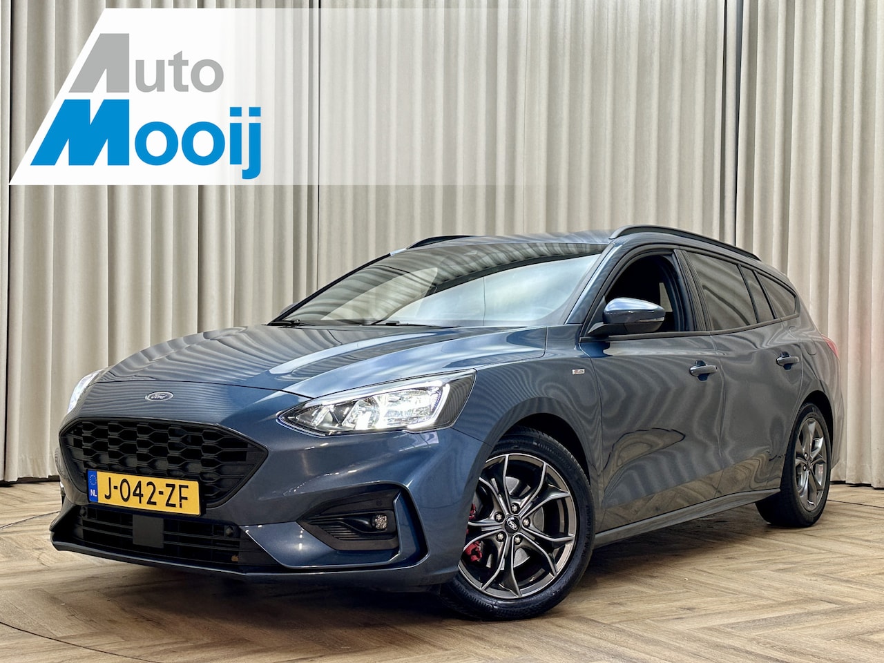 Ford Focus Wagon - 1.0 EcoBoost Hybrid *ST-Line X* Digital Cockpit / Stuur/Stoelverwarming / Apple Carplay / - AutoWereld.nl