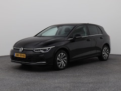Volkswagen Golf - 1.4 eHybrid Style | CAMERA | ADAPTIVE | MEMORY | STOELMASSAGE