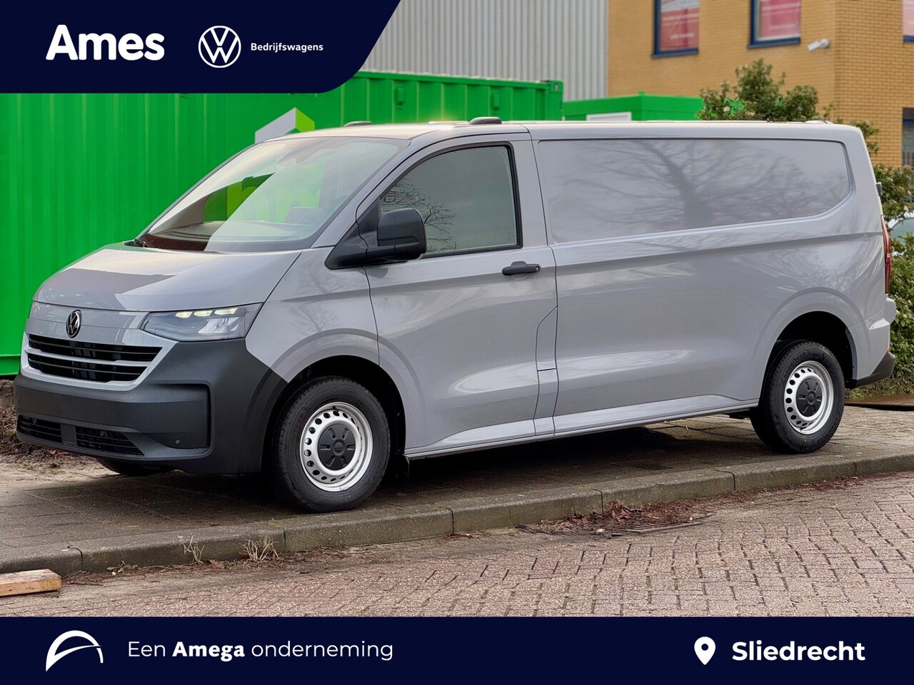 Volkswagen Transporter - 2.0 TDI L2H1 30 Life | Bijrijdersbank | Climate Control | Achteruitrijcamera - AutoWereld.nl