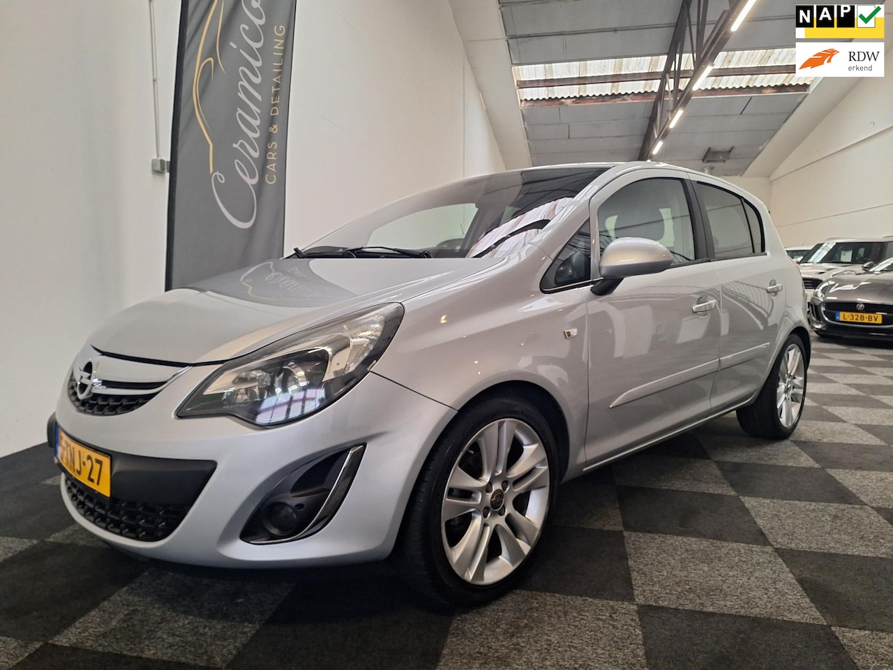 Opel Corsa - 2014. Cosmo uitv. Vele Opties. 60.000 km NAP. - AutoWereld.nl