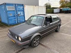Volkswagen Golf - 2 1.8-16V GTI