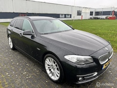BMW 5-serie Touring - 520i High Executive
