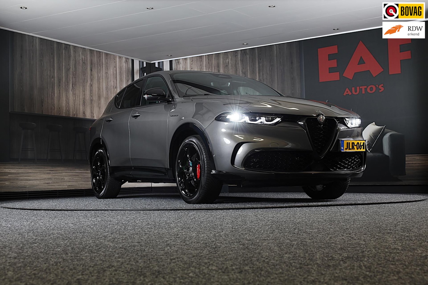 Alfa Romeo Tonale - 1.5T Hybrid Veloce / Acc / Leder / Navi / 360 Camera / Burmester / Sfeerverlichting / Dode - AutoWereld.nl