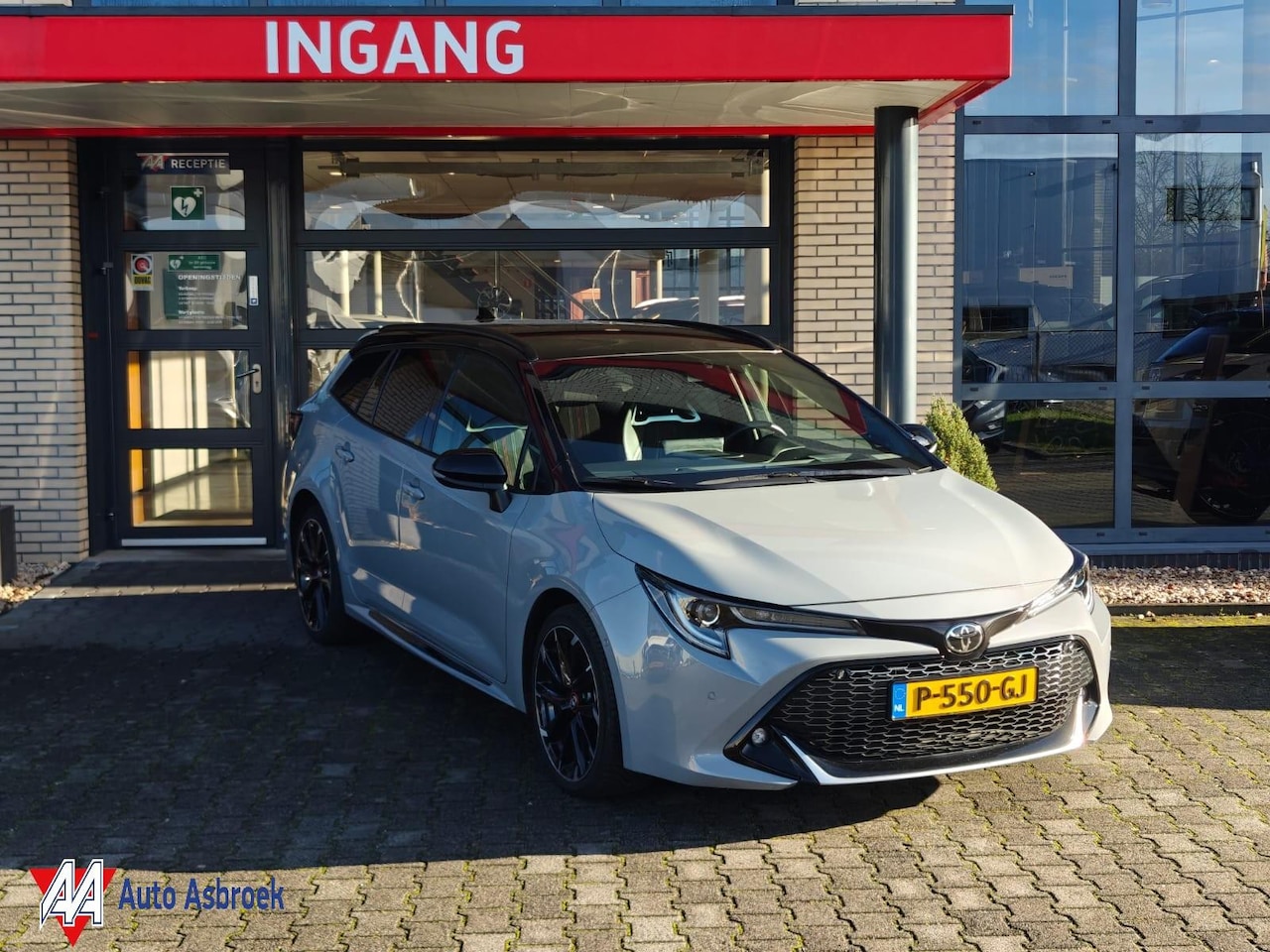 Toyota Corolla Touring Sports - 2.0 Hybrid Business GR-Sport 2.0 Hybrid Business GR-Sport - AutoWereld.nl