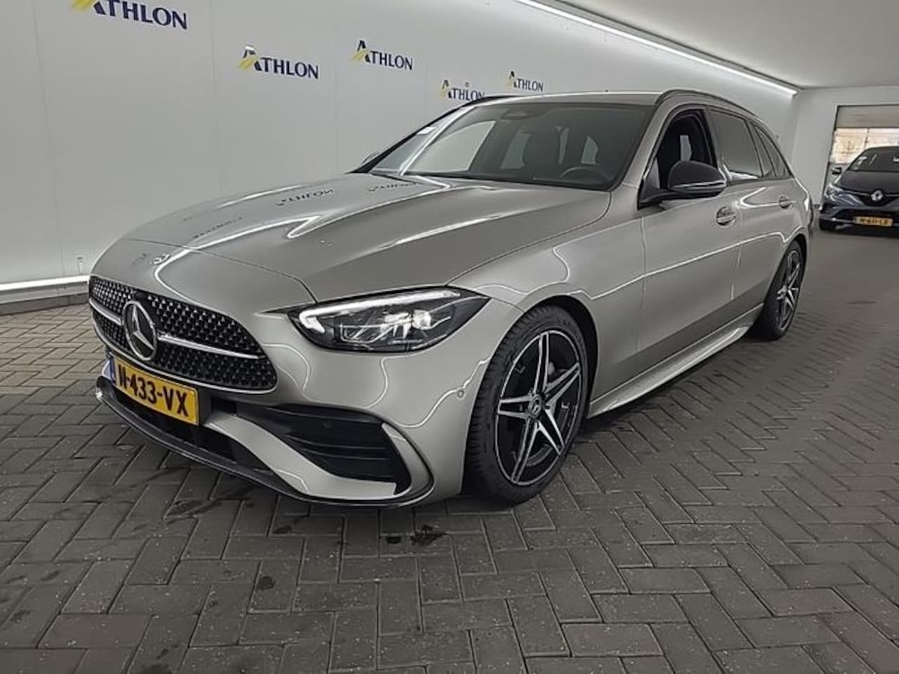 Mercedes-Benz C-klasse Estate - 200 Launch Edition AMG Line | adap. cruise | sfeerverlichting | achteruitrijcamera | BTW - AutoWereld.nl