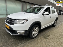 Dacia Sandero Stepway - 0.9 TCe Lauréate AIRCO BJ 7-2015 APK 5-2026