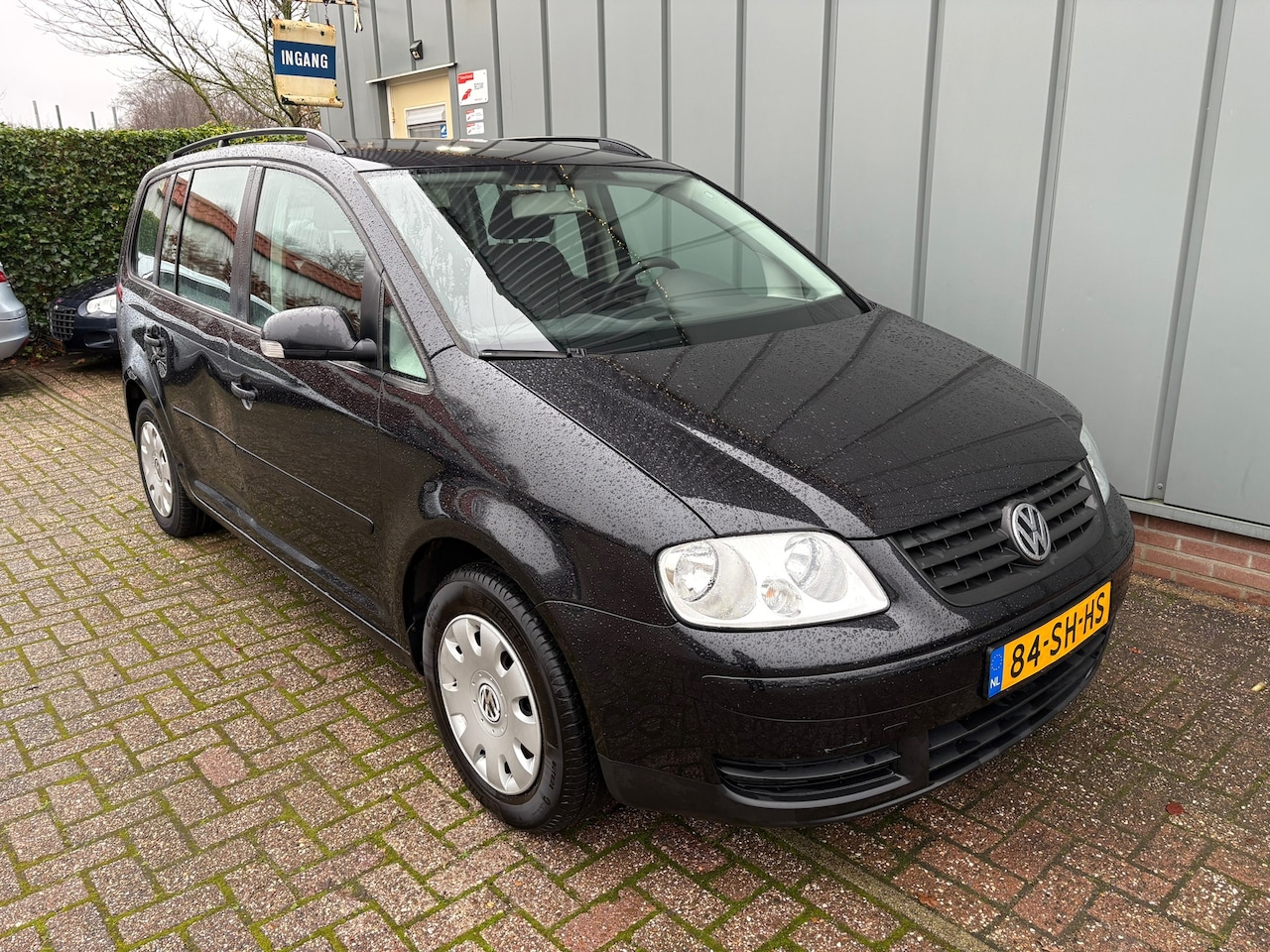 Volkswagen Touran - 1.6-16V FSI Business NAP//AIRCO//CRUISE//TREKHAAK//ELEC.RAMEN