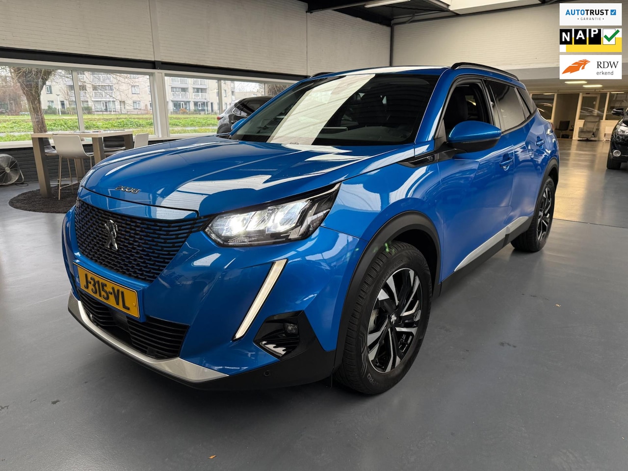 Peugeot e-2008 - EV Allure 50 kWh EV Allure 50 kWh - AutoWereld.nl