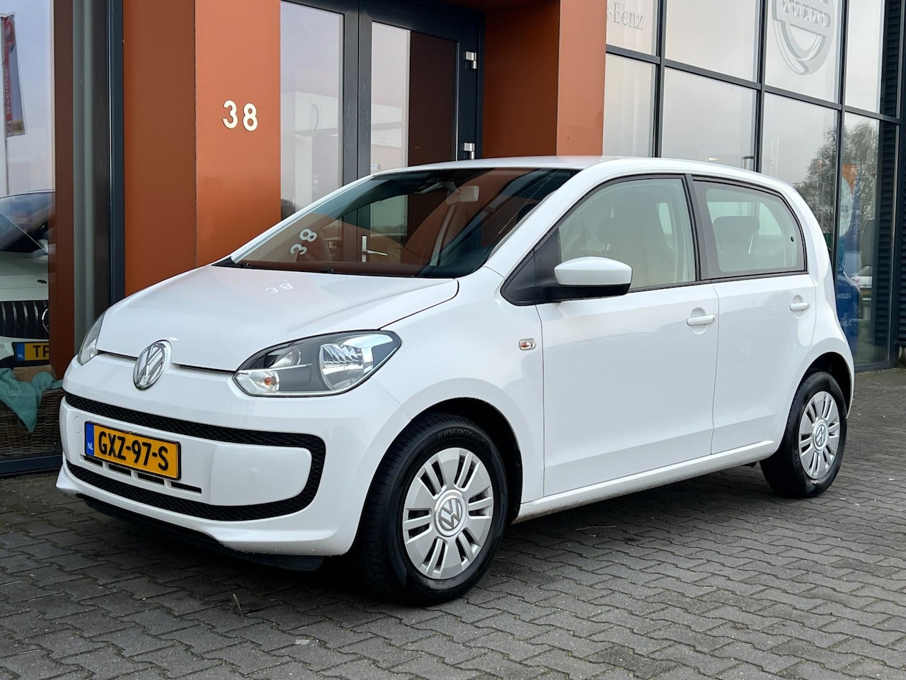 Volkswagen Up! - 1.0 automaat|Airconditioning|PDC|Isofix - AutoWereld.nl