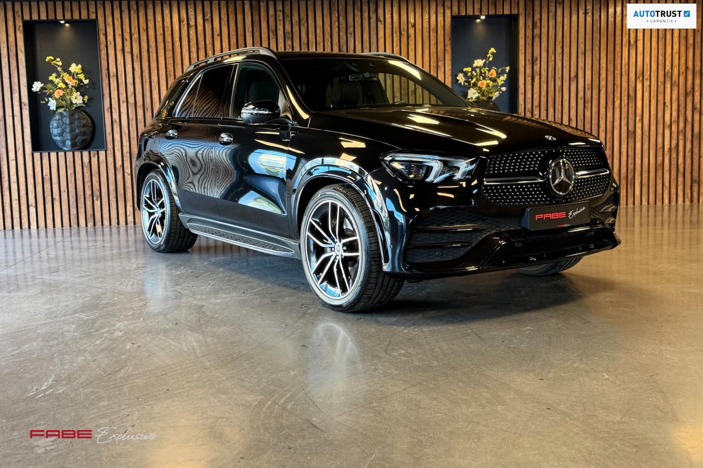 Mercedes-Benz GLE-Klasse - 450 4MATIC Premium Plus 7p/AMG/12MND FABRIEKS GARANTIE/1E EIGENAAR BOUNCING MODE/ - AutoWereld.nl